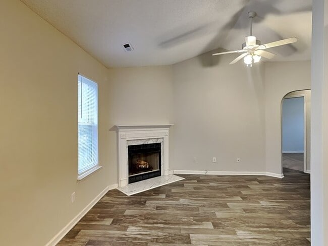 Photo - 1622 Black Diamond Ct