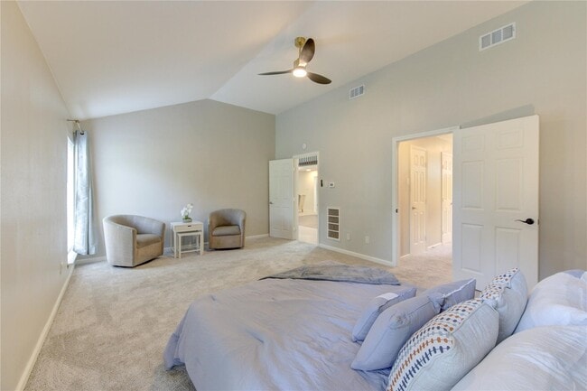 Photo - 15754 Walkwood Dr