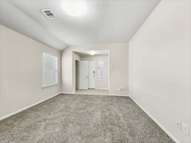Photo - 5907 Deep S Dr