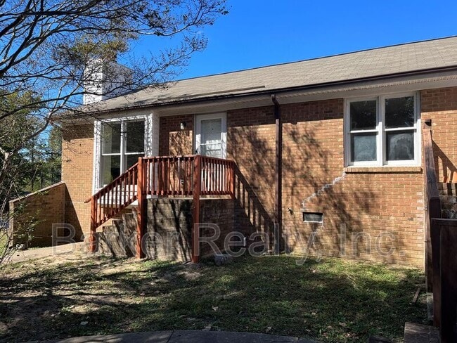 Building Photo - 4608-A Brockton Drive