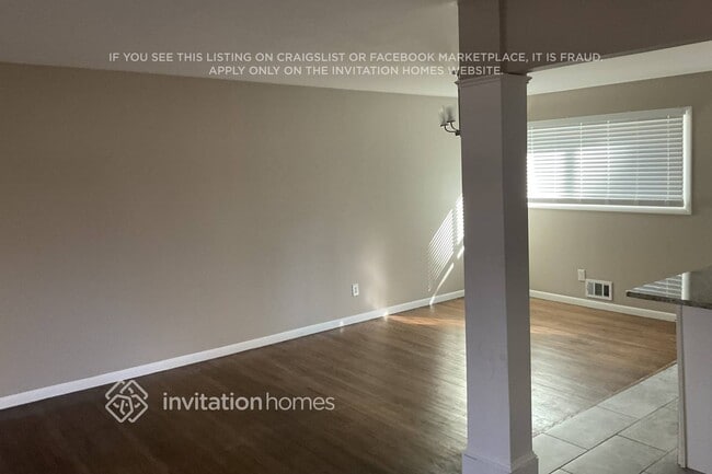 Photo - 2132 Rosewood Rd