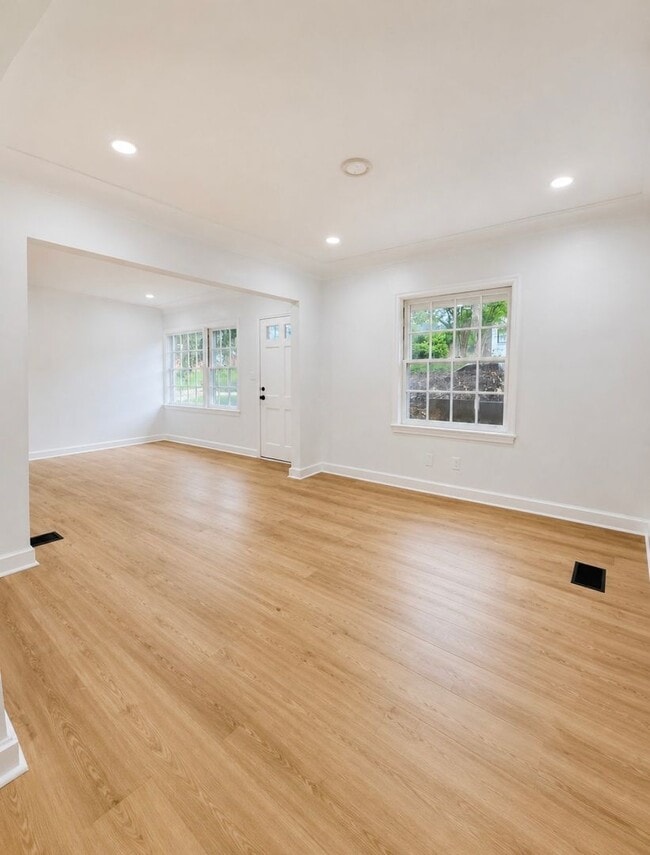 Photo - Completely renovated 5-bedroom, 3-bathroom home in the highly desirable Dalraida