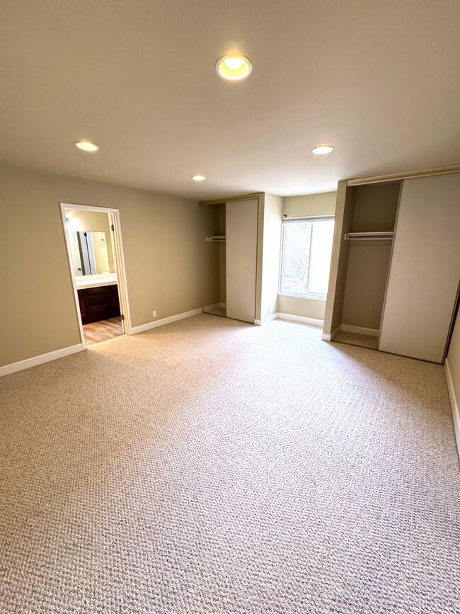 Photo - Spacious Renovated Condo near Downtown Menlo Park