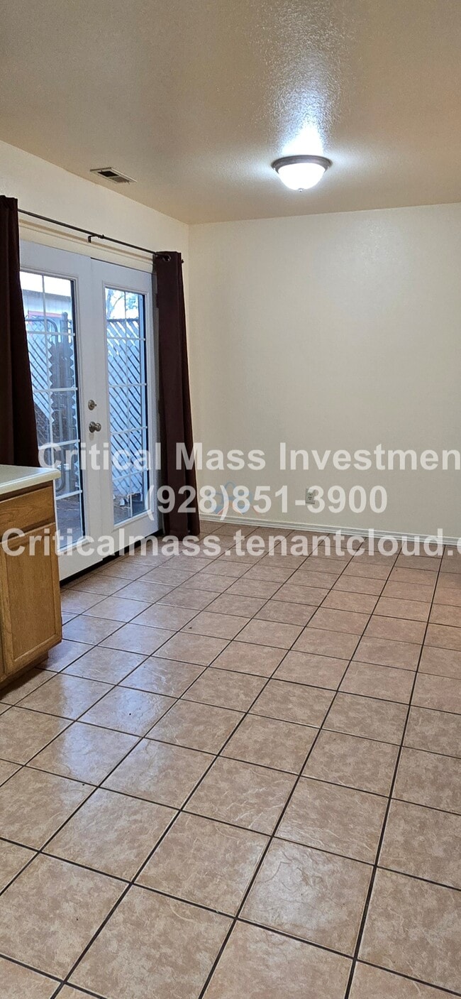 Photo - 2202 E 1st Ave