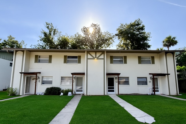 Building Photo - Hardin Place #G Unit 118 Hardin Place #G Rental