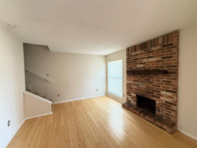 Photo - 4520 Depew Ave