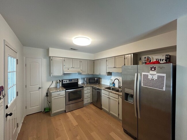 Photo - Super Cute One Level Home in Shelton Park