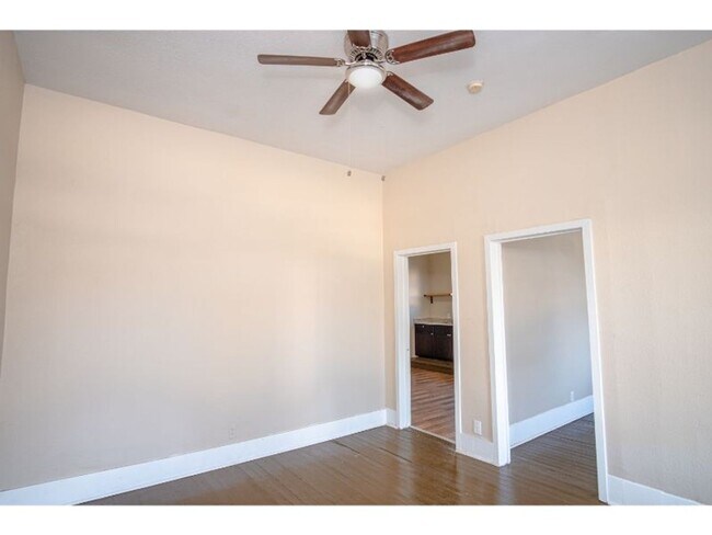 4109 S Presa St Unit 1