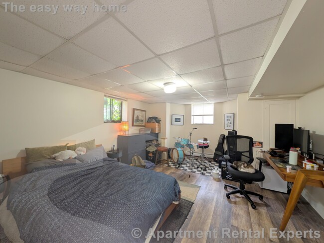 Photo - 19 Cameron Ave Unit #B
