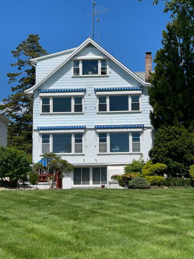 Building Photo - 481 Ocean Ave Rental