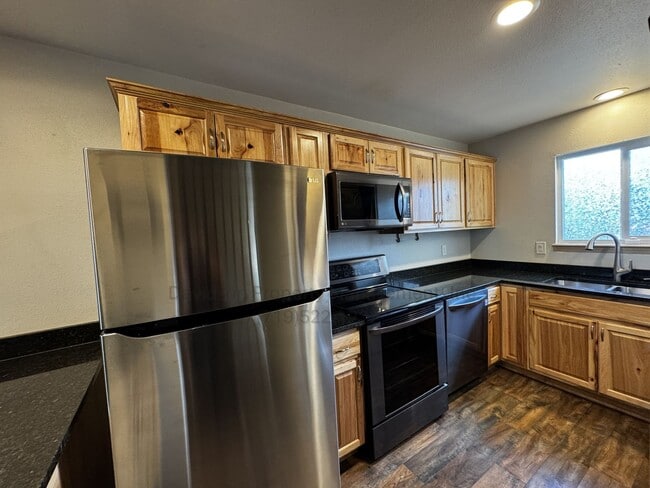 Photo - Cozy Updated 2 Bedroom Townhouse Near UCCS