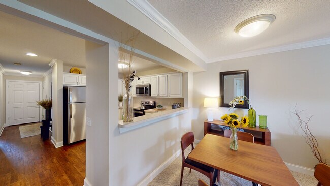 Brookhaven Apartments