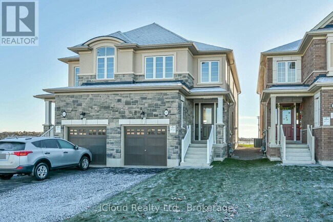 Photo - 111 Picardy Dr