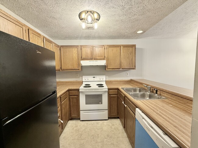 Photo - 1808 Tryon Dr