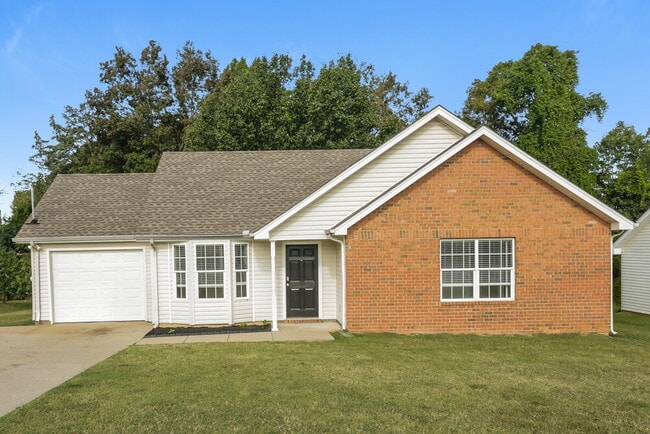 Building Photo - 1318 Lyndsey Ridge Dr Rental