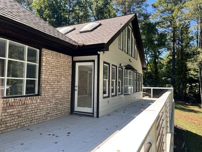 Photo - 4867 Dean Ln SW