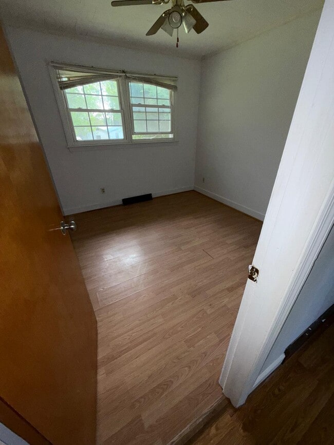 Photo - 310 Bruce St