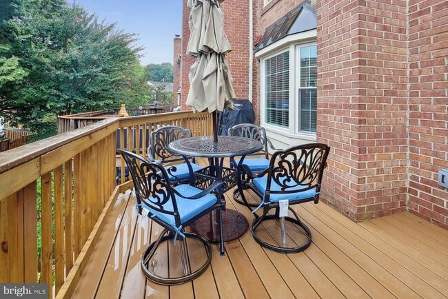 Photo - 2292 Idylwood Station Ln