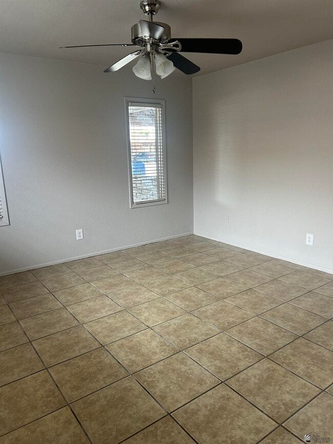 Photo - 143 W 27th Pl