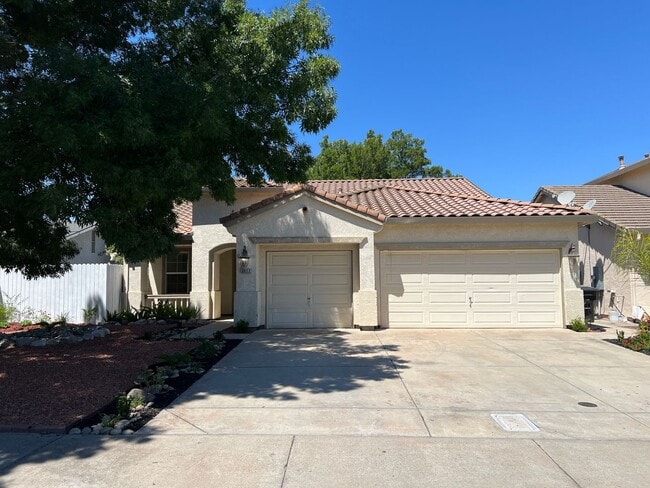 4-bedroom single story in Sylvan School Di... - 4-bedroom single story in Sylvan School Di...
