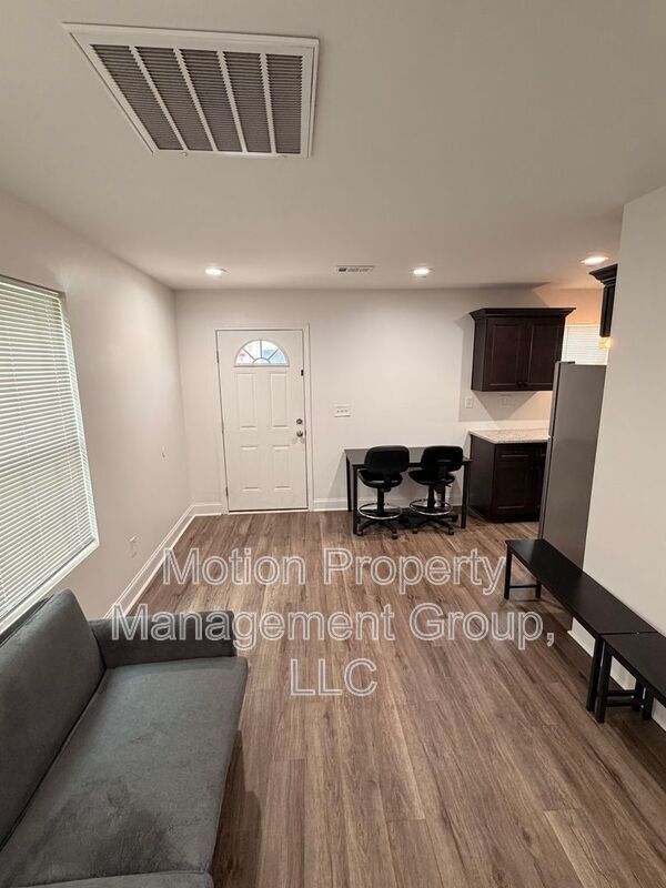 Photo - 200 Elm St