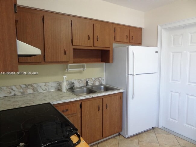 Photo - 2212 Johnson St Unit 2212