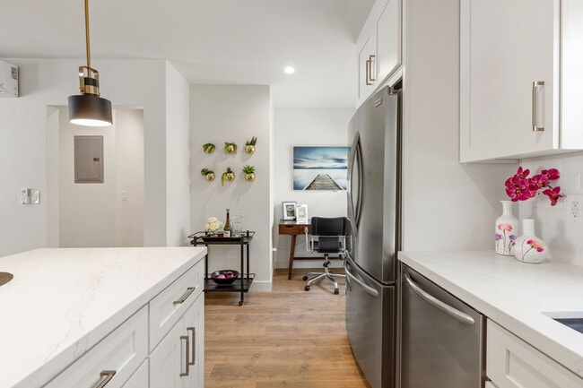 Photo - 10022 Culver Blvd