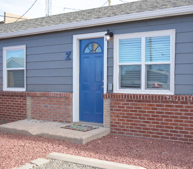 Building Photo - Affordable 1BR in Central Cheyenne – Utilities Included Unit 2