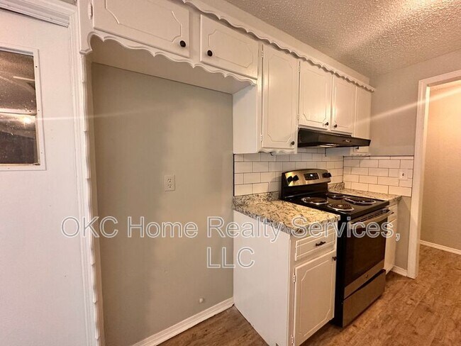 Photo - 9313 NE Stardust Ln