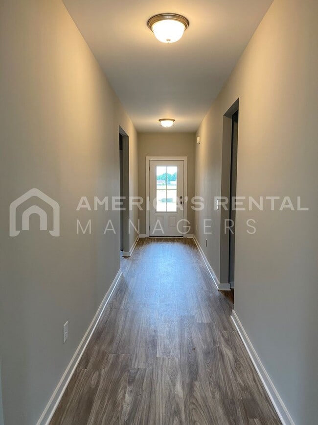 Photo - Home for Rent in Tuscaloosa, AL!!! Available to View with 48 Hour Notice!!!