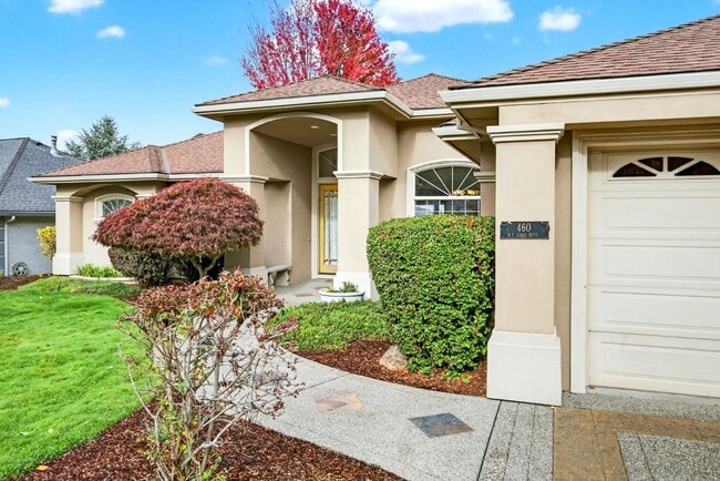 Photo - 460 Robert Trent Jones Blvd