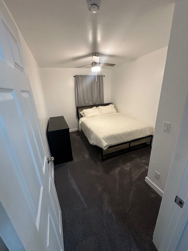 Photo - Icon Executive Suites LLC Unidad 117