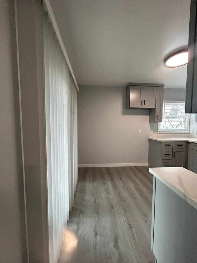 309 Calle Miramar