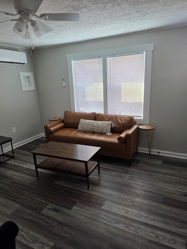 128 Forest St Unit SI ID1234774P