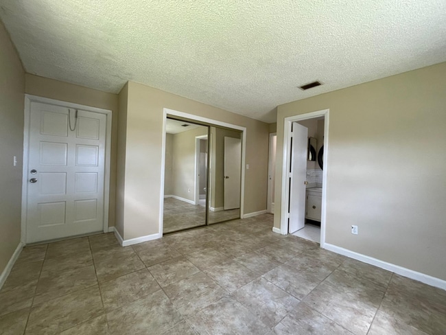 Photo - 4671 SW 66th Ave
