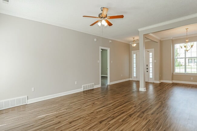 Photo - 6856 Cades Brook Dr