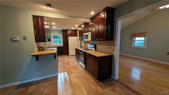 Photo - 15 Wexford Rd