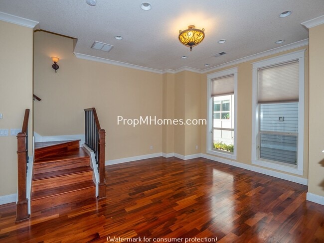 Photo - Stunning Upscale Two Bedroom Townhouse in North Portland - Prime Location!