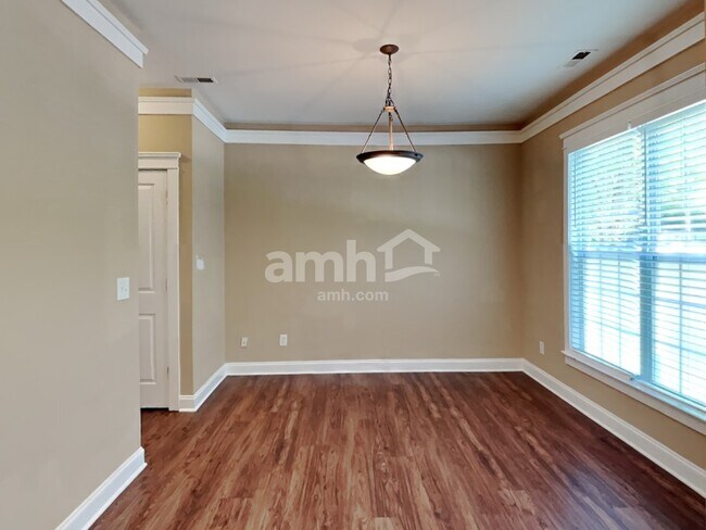 Photo - 528 Catawba Ave