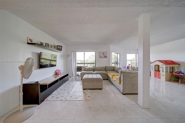 Building Photo - 8810 SW 132nd Pl Unit 405DN Rental