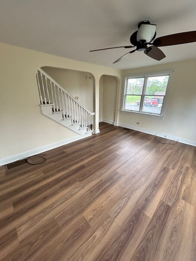 Photo - Charming Cape