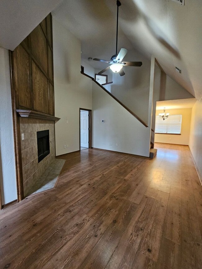 Photo - (4) Bed/(2) Bath in Moore w/ Shelter Avail NOW! Pets Negotiable!