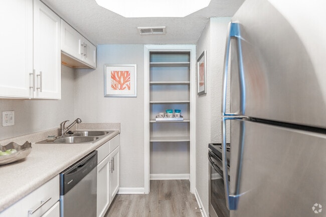 Interior Photo - St. Charles Row Rental