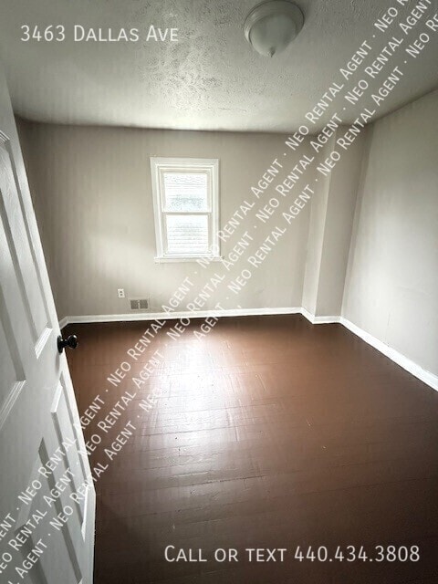 Photo - 3463 Dallas Ave