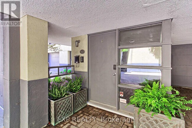 Photo - 306 Sackville St