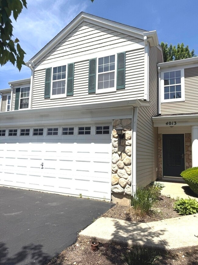 Photo - 4013 Oak Tree Ln