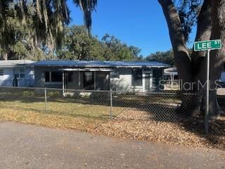 Building Photo - 201 Mae St