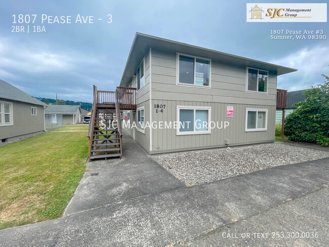 Building Photo - 1807 Pease Ave Unit 3