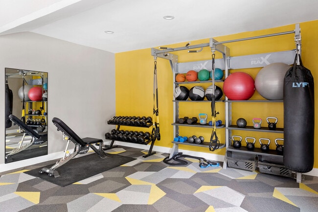 C235270_FitnessCenter_01_13712