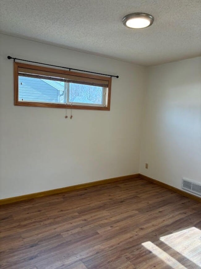 Photo - 3 Bedroom 1 Bath Home in St. Joseph!